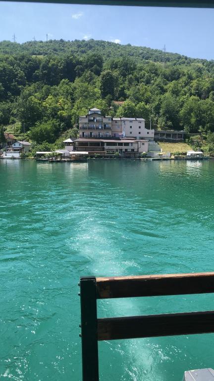 Pansion Asim Bed and Breakfast Jablanica Εξωτερικό φωτογραφία